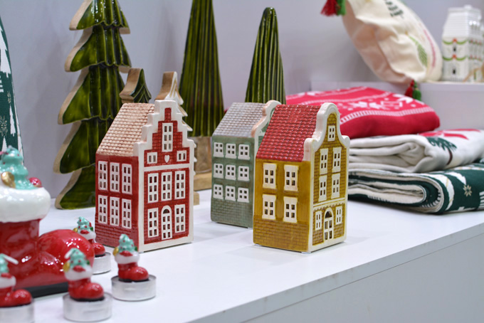 FineDesignGroup Tkano