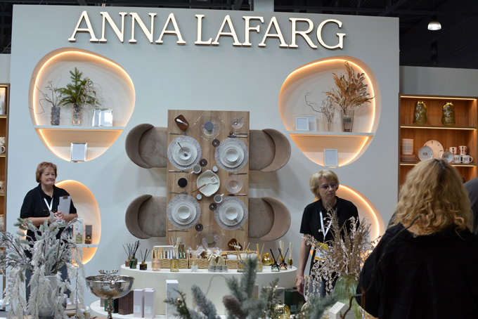 "Анна Лафарг" инсталляция