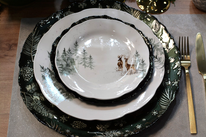 "Анна Лафарг"  Олени в лесу 