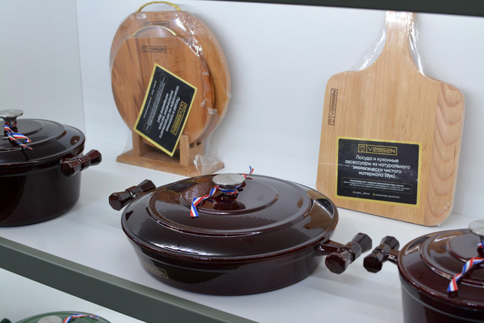 Vessen чугун и дерево