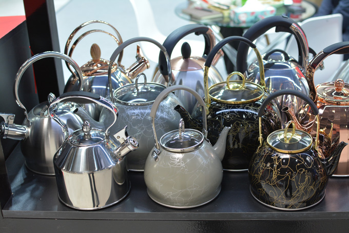 Kelly чайники