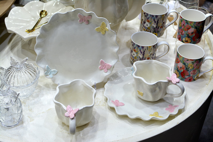 "Анна Лафарг" бабочки