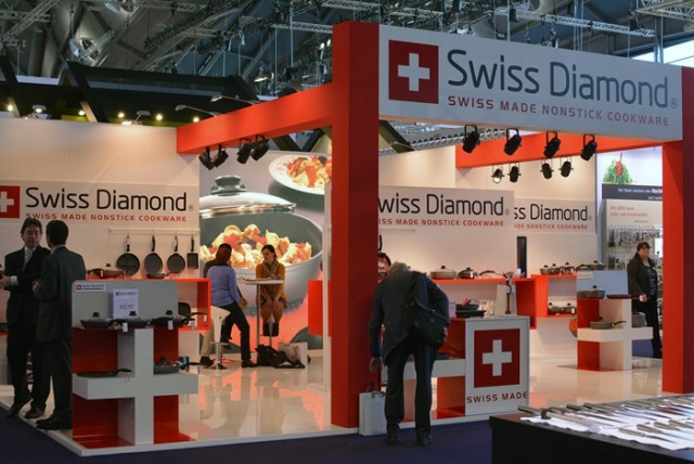 Swiss Diamond стенд