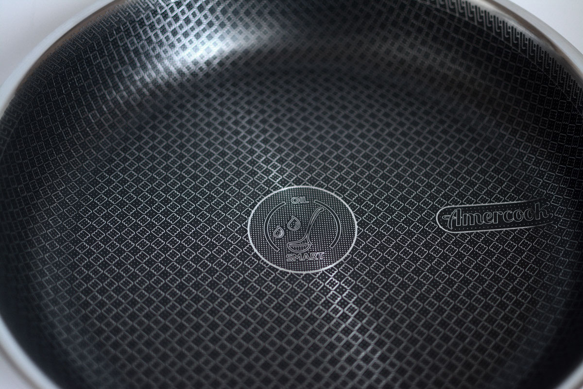 Внутренняя поверхность сковороды Amercook Aristo